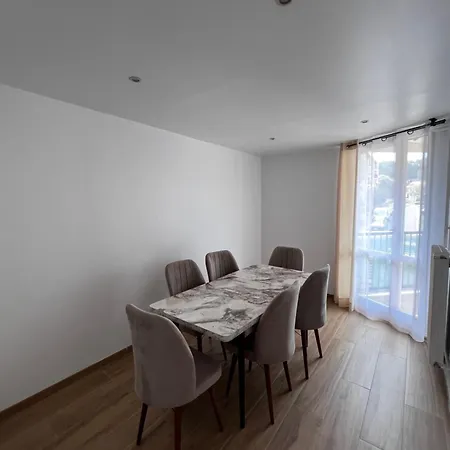 Tres Beau T3 Neuf A Franconville Apartment *